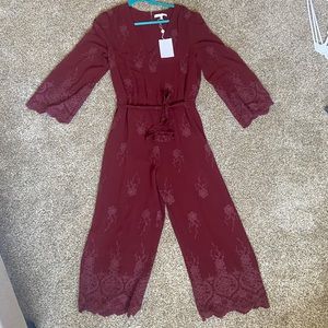 NEW Wine Colored Jumpsuit, size Large